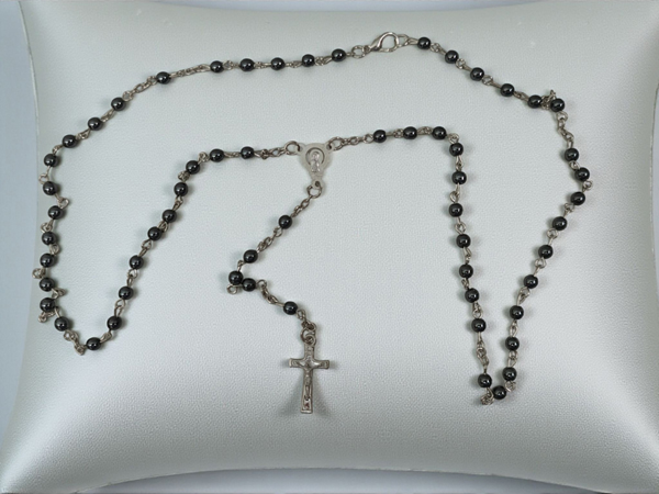 Rosario Fino Ematite con Bolsita